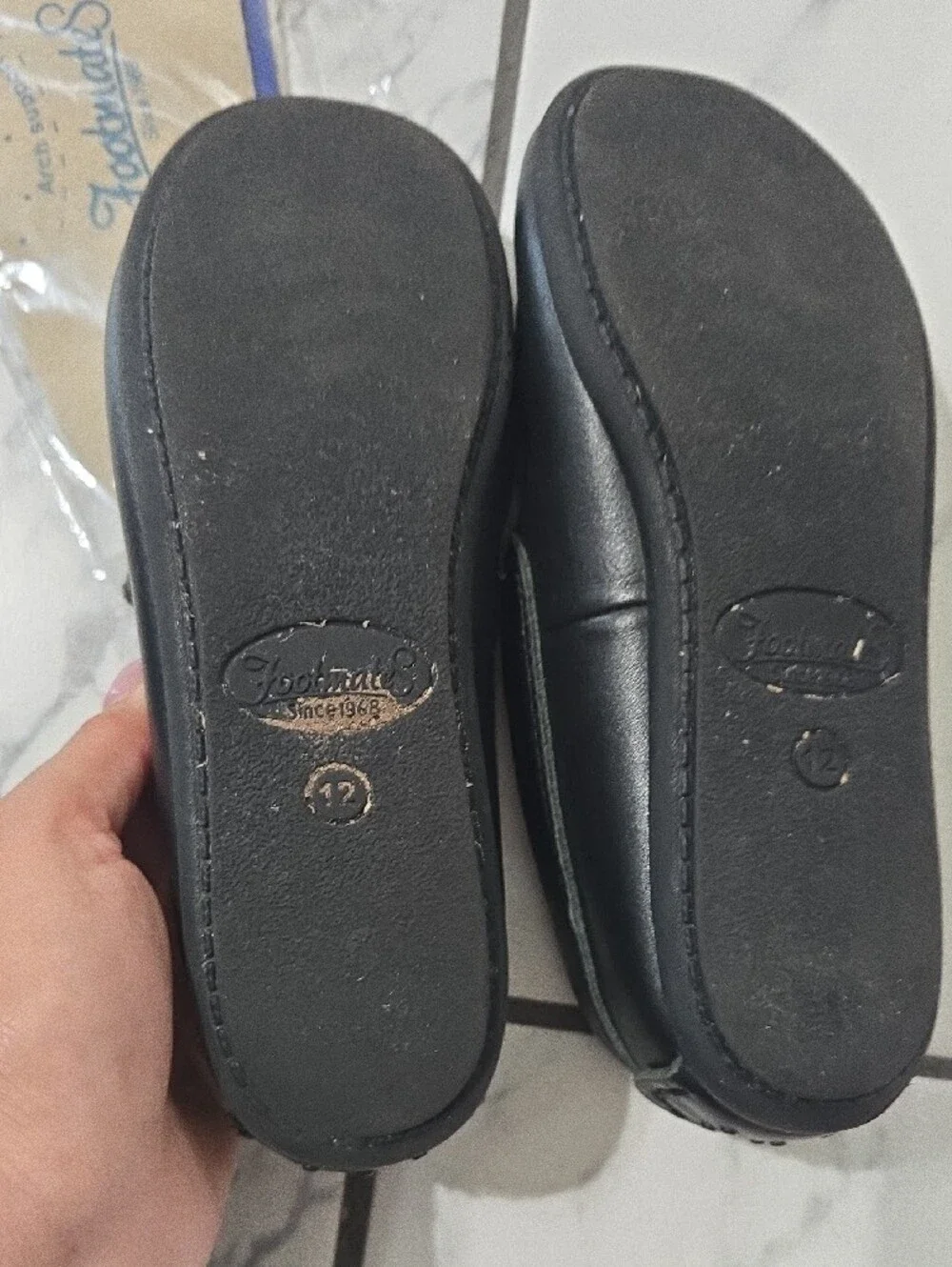 FootMates Black Leather Slip-On Moccasins Sz12